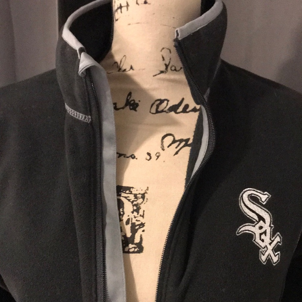 Antigua Women's White Sox Jacket - Picture 7 of 11